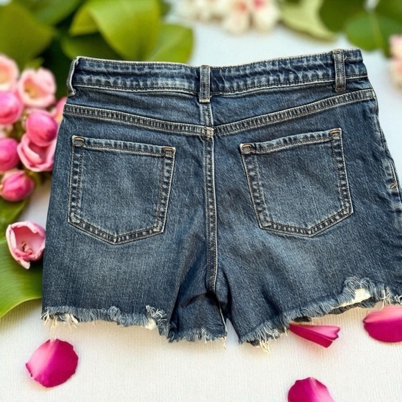 Cat & Jack Blue Casual Denim Shorts - Picture 2 of 2